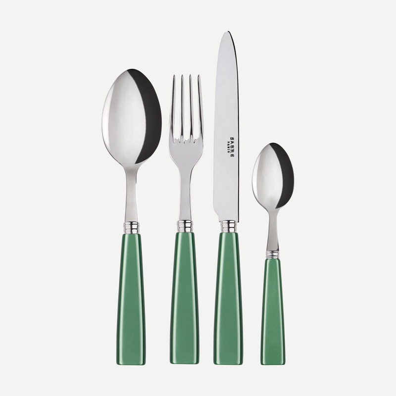 Icne, Garden green