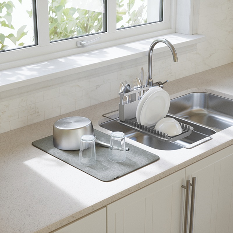 Umbra UDRY Over the sink Drying Mat