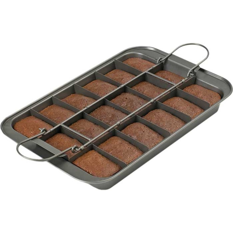 Chicago Metallic Nonstick Slice Solutions 9" x 13" Brownie Pan