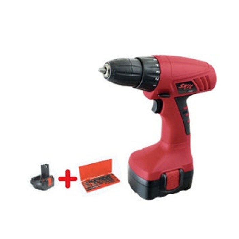 Skil 2240 Cordless Screwdriver with Plastic carrying case