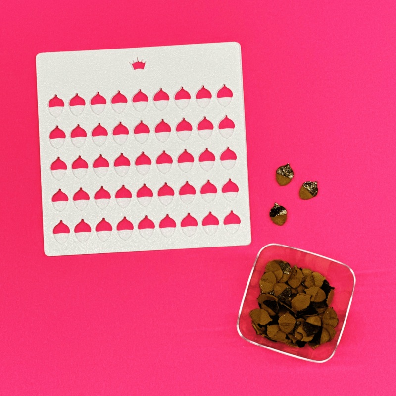 Acorn 2pc Sprinkle Stencil
