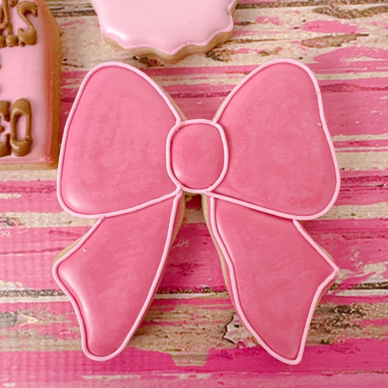 Chunky Bow Cookie Cutter