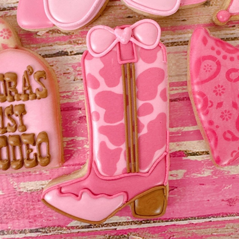 Cowgirl Boot with Bow Cookie Cutter