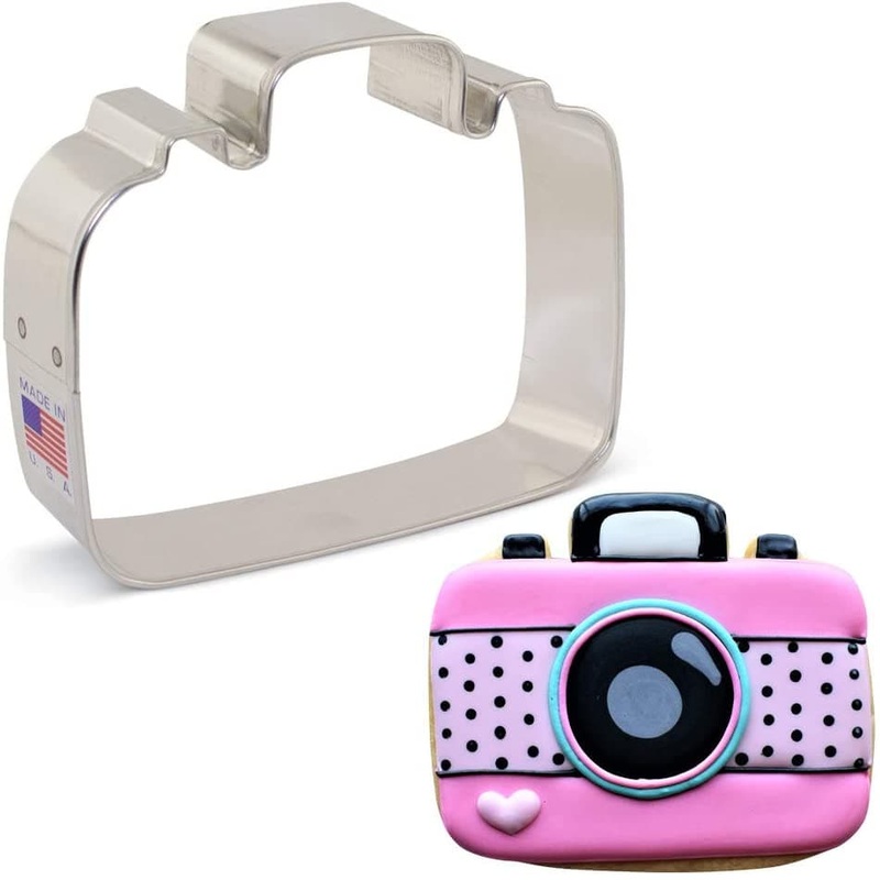 Flour Box Camera Cookie Cutter 3 3/4"