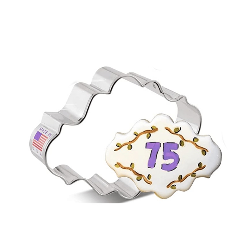 Oval Plaque Cookie Cutter 4"