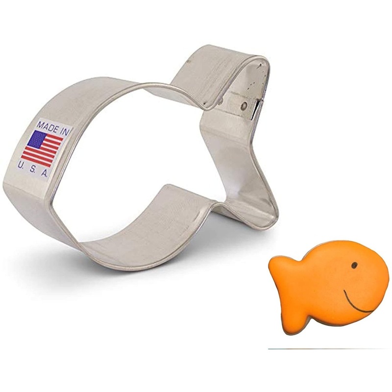 Cute Goldfish Cracker Cookie Cutter 3"
