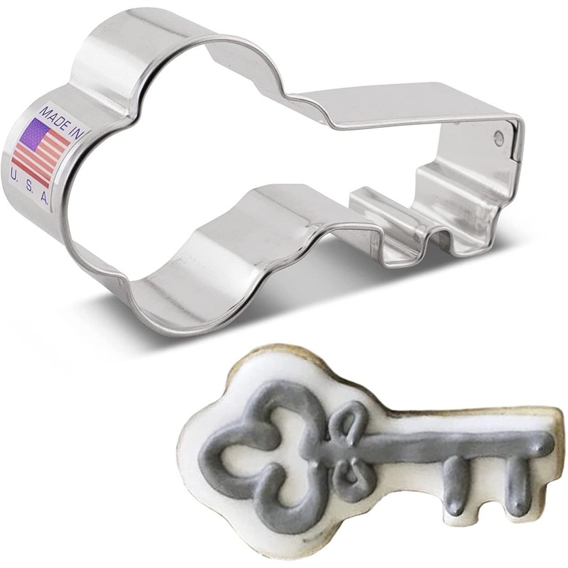 Key Cookie Cutter 3 1/2 x 2"