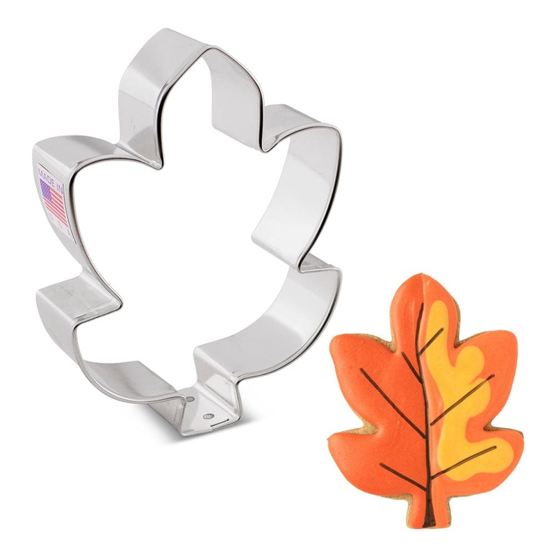Hawthorn Leaf Cookie Cutter 3 3/4" x 3"