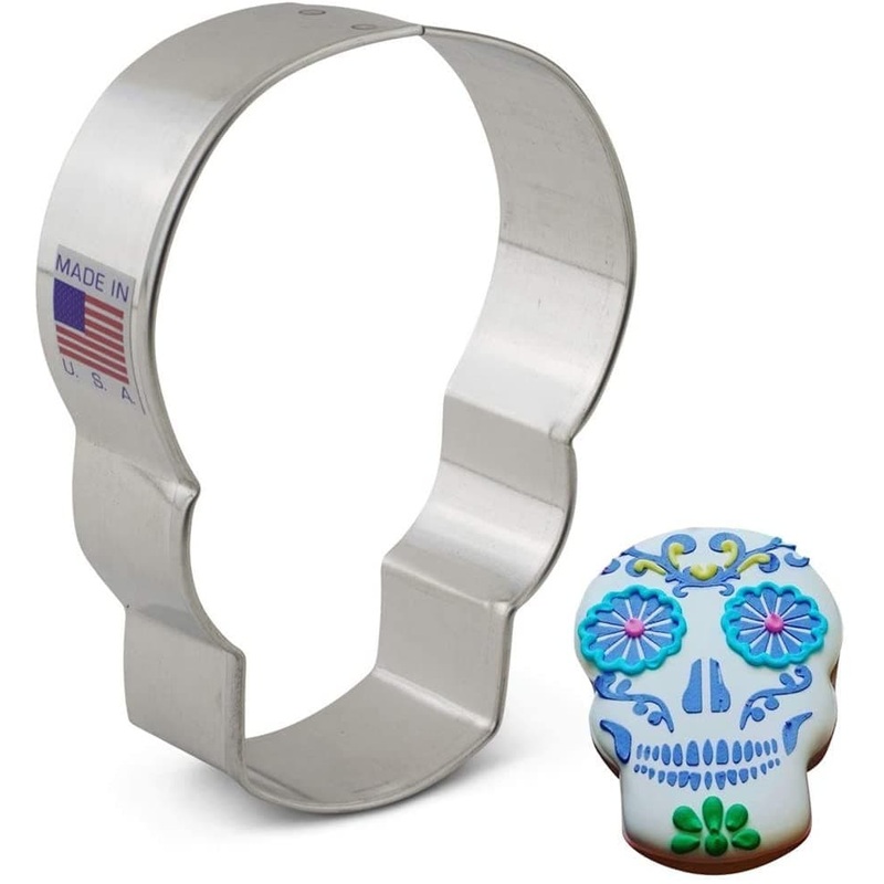 Skull Cookie Cutter 3 5/8"